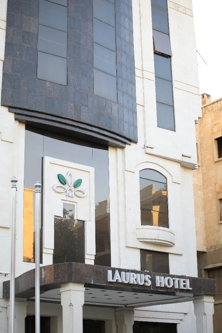 Laurus Hotel