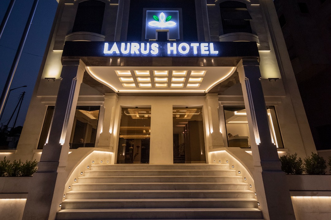 Laurus Hotel